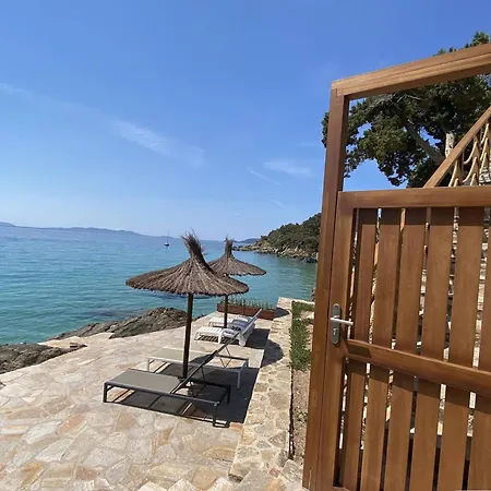 Climatise Avec Terrasse & Privee Apartment